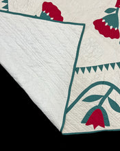 Load image into Gallery viewer, Coxcomb Quilt