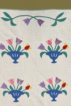 Load image into Gallery viewer, Basket of Flowers Quilt