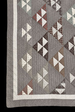 Load image into Gallery viewer, Birds in the Air Quilt