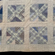 Load image into Gallery viewer, String X Quilt