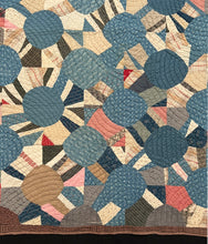 Load image into Gallery viewer, Bowtie String Quilt