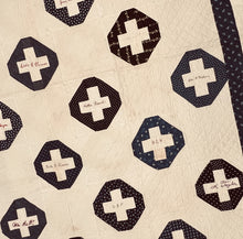 Load image into Gallery viewer, Indigo Friendship Quilt