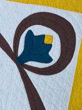 Load image into Gallery viewer, Ohio Rose Quilt