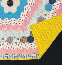 Load image into Gallery viewer, Honeycomb Mosaic Quilt