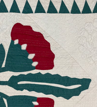 Load image into Gallery viewer, Coxcomb Quilt