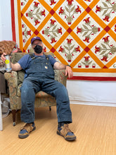 Load image into Gallery viewer, Tulips & Birds Quilt