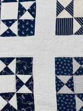 Load image into Gallery viewer, Ohio Star Quilt