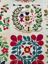 Load image into Gallery viewer, Baltimore Album Quilt