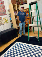 Load image into Gallery viewer, Snowball Quilt