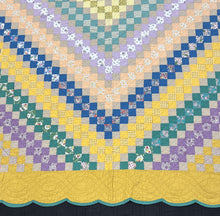 Load image into Gallery viewer, Trip Around the World Quilt