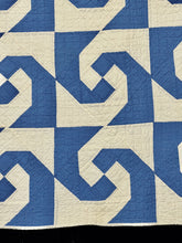 Load image into Gallery viewer, Indiana Puzzle Quilt