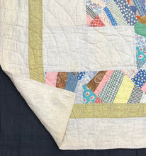 Load image into Gallery viewer, Broken Star Quilt