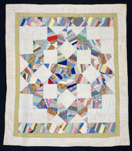 Load image into Gallery viewer, Broken Star Quilt