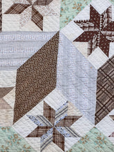 Load image into Gallery viewer, Star Medallion Quilt