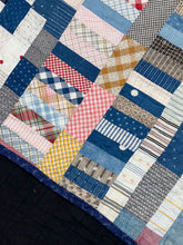 Load image into Gallery viewer, Strippy Quilt