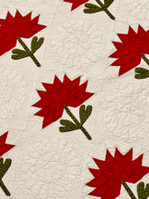 Load image into Gallery viewer, Peony Quilt