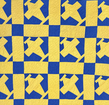 Load image into Gallery viewer, Spirit of St. Louis Quilt