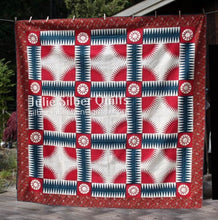 Load image into Gallery viewer, New York Beauty Quilt