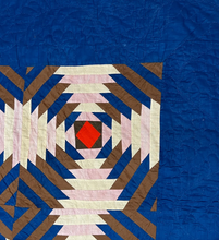 Load image into Gallery viewer, Pineapple Log Cabin Quilt
