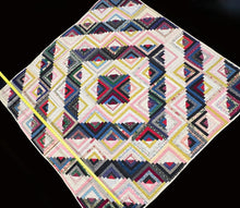 Load image into Gallery viewer, Log Cabin, Barn Raising Quilt
