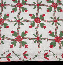 Load image into Gallery viewer, Poinsettia Applique Quilt
