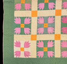 Load image into Gallery viewer, Bear Paw Friendship Quilt
