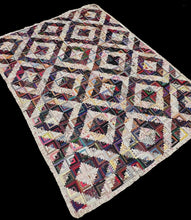 Load image into Gallery viewer, Log Cabin Quilt, Double Light and Dark
