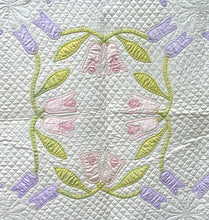 Load image into Gallery viewer, May Tulips Quilt (Marie Webster Design)
