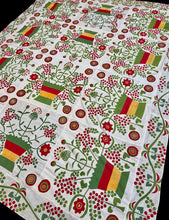 Load image into Gallery viewer, Pots of Flowers Summer Quilt
