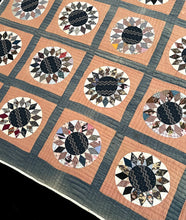 Load image into Gallery viewer, Sunflower Quilt
