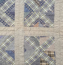 Load image into Gallery viewer, String X Quilt
