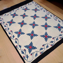 Load image into Gallery viewer, Oak Leaf Applique Quilt
