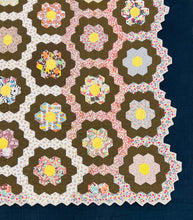 Load image into Gallery viewer, Grandmother&#39;s Flower Garden Quilt
