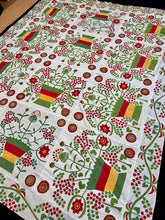 Load image into Gallery viewer, Pots of Flowers Summer Quilt
