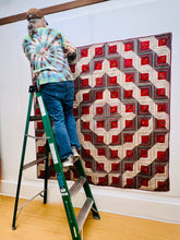 Load image into Gallery viewer, Log Cabin Quilt

