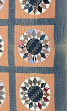Load image into Gallery viewer, Sunflower Quilt
