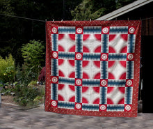 Load image into Gallery viewer, New York Beauty Quilt
