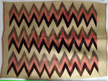 Load image into Gallery viewer, Zig Zag Quilt
